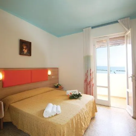 Frontemare 2* Gatteo a Mare